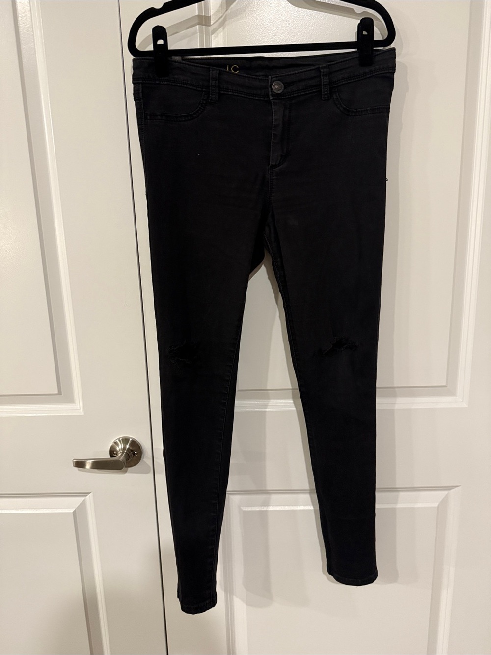 LC Lauren Conrad Black Skinny Jeans with Knee Rips
